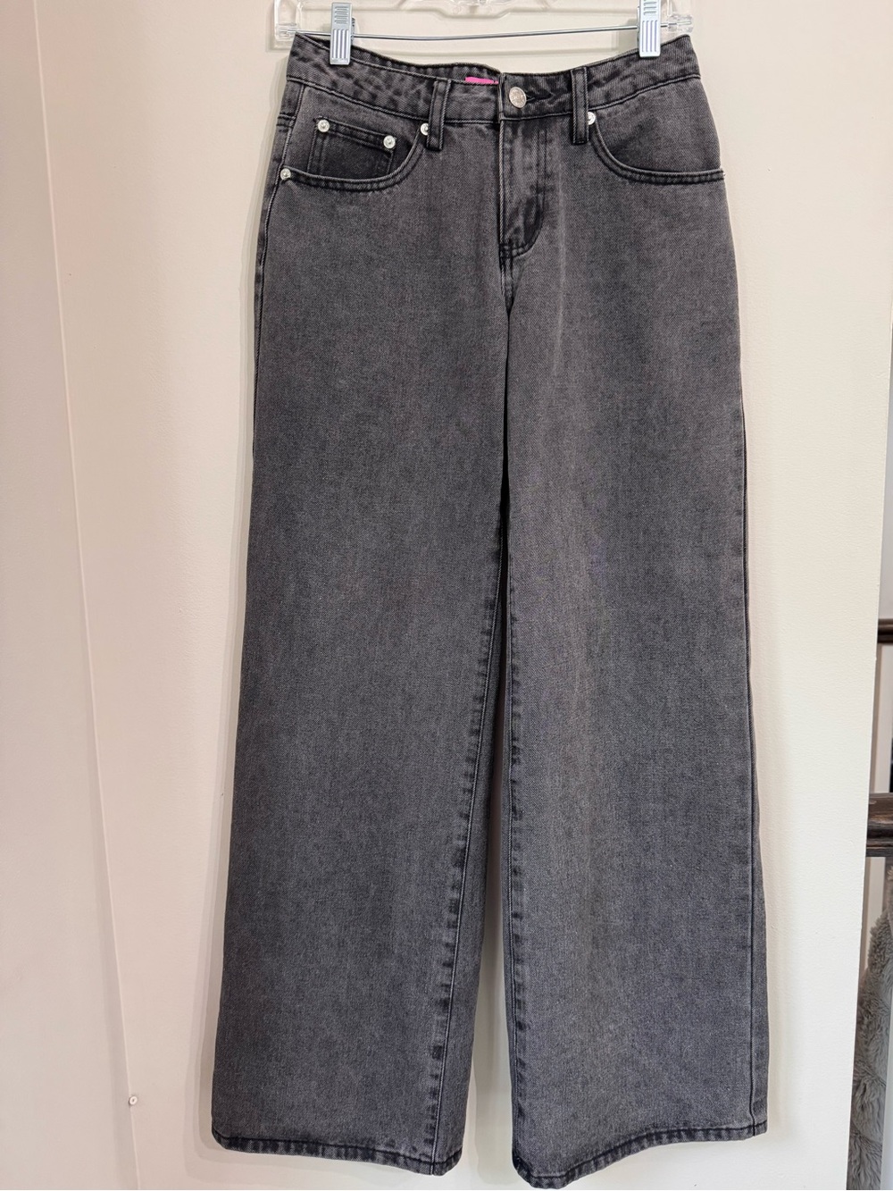 Edikted Wide Leg Baggy Low Rise Jeans in Black